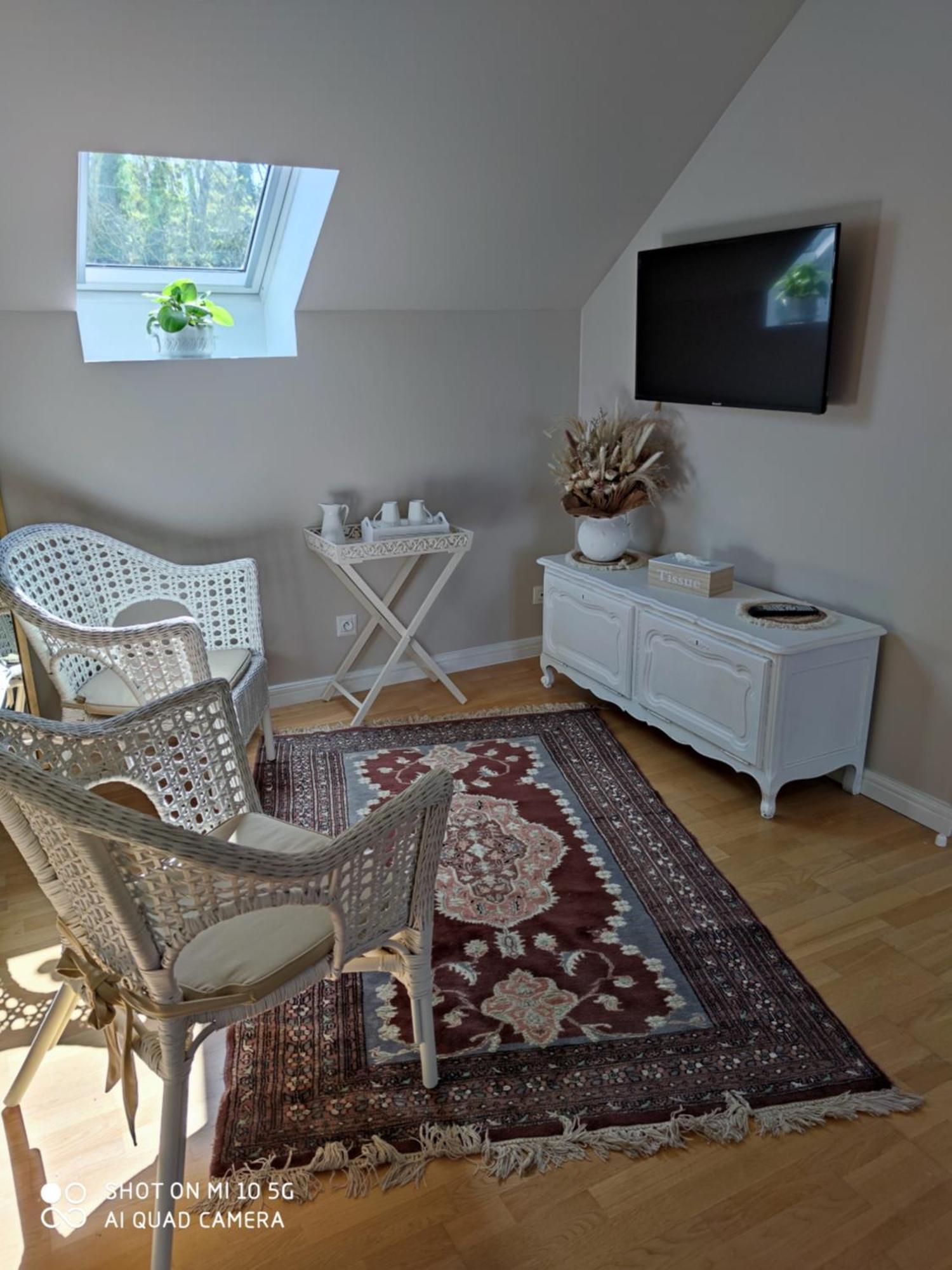 Reves & Riviere Bed & Breakfast Oda fotoğraf